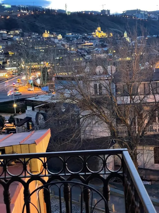 Apartment Tamarioni تبليسي جورجيا