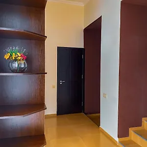  شقة Zaav
